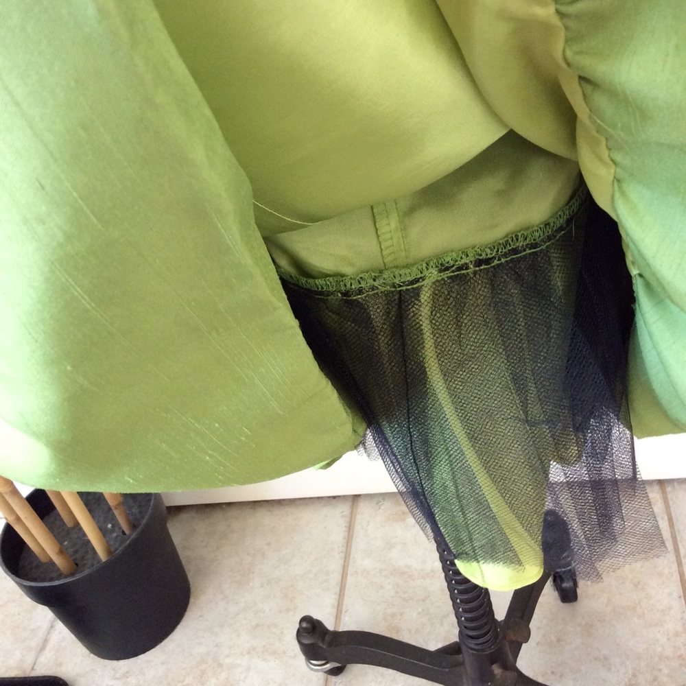 ABS Evening 8 Green sleeveless Midi Dress - Picture 5 of 8